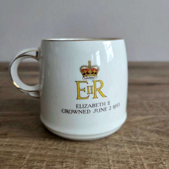 Vintage Royal Winton collectible Coronation Elizabeth II June 2nd 1953 - Picture 2 of 5